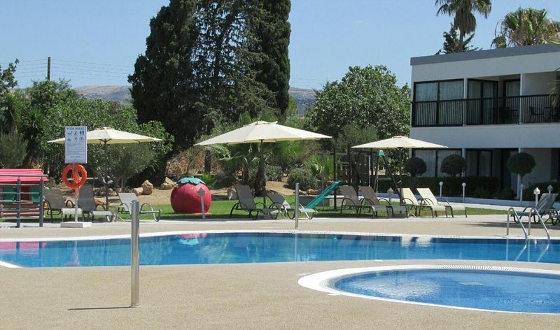 Royal Blue Hotel & Spa Geroskipou 外观 照片