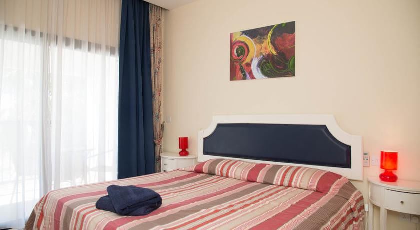 Royal Blue Hotel & Spa Geroskipou 外观 照片