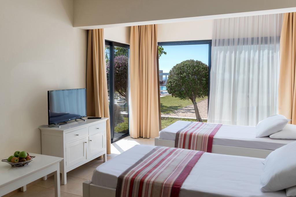 Royal Blue Hotel & Spa Geroskipou 外观 照片