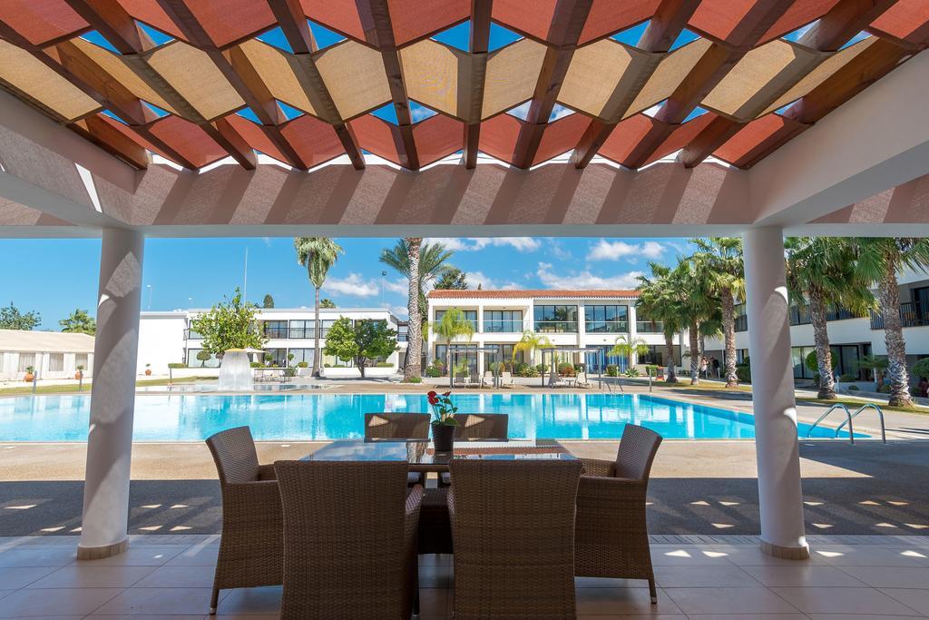 Royal Blue Hotel & Spa Geroskipou 外观 照片